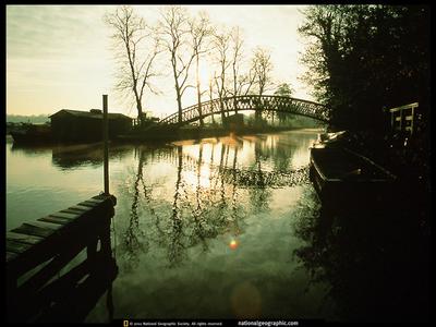 National Geographic Wallpaper - Oxford, River.jpg